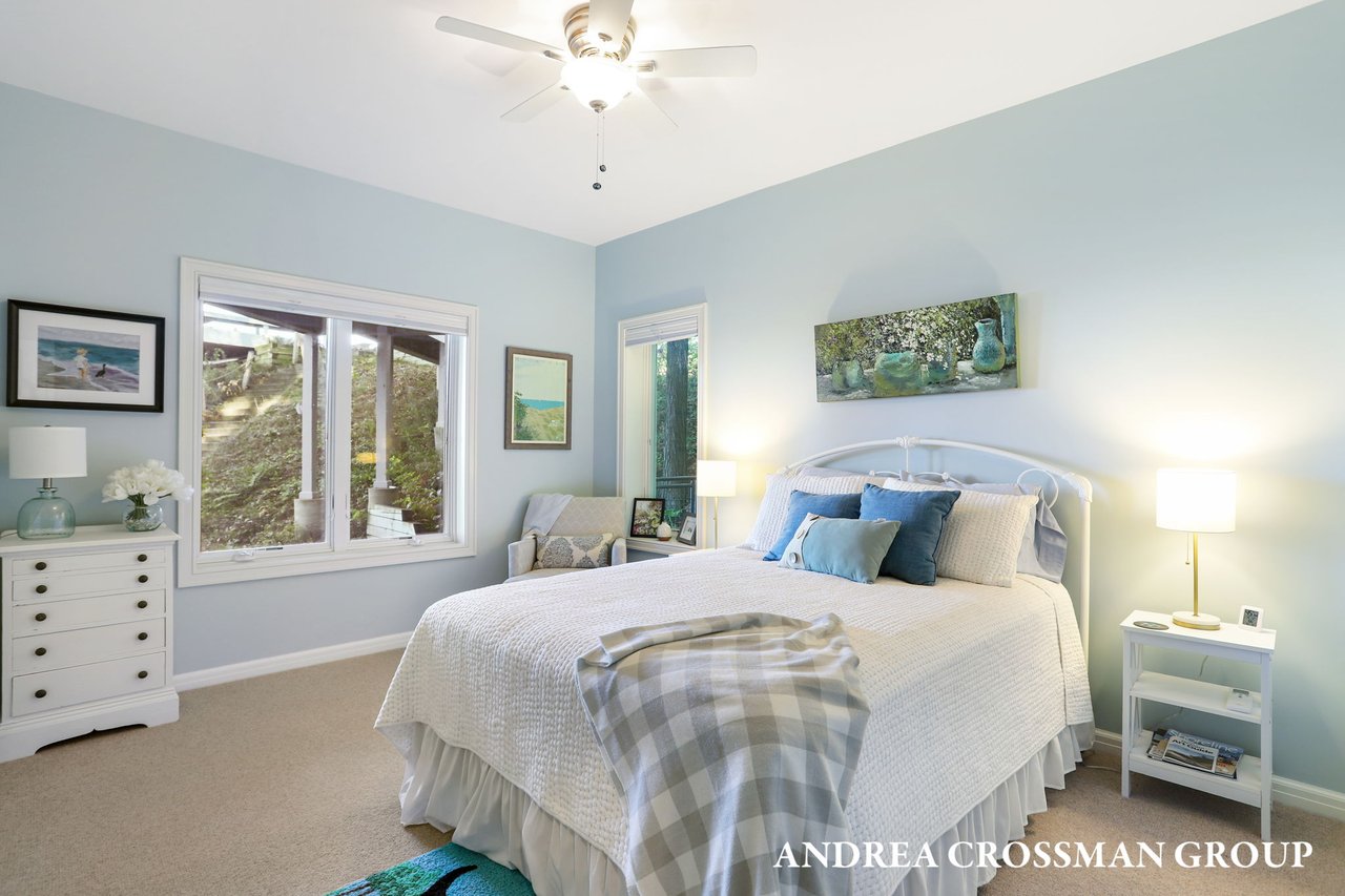 9565 Whispering Sands Dr