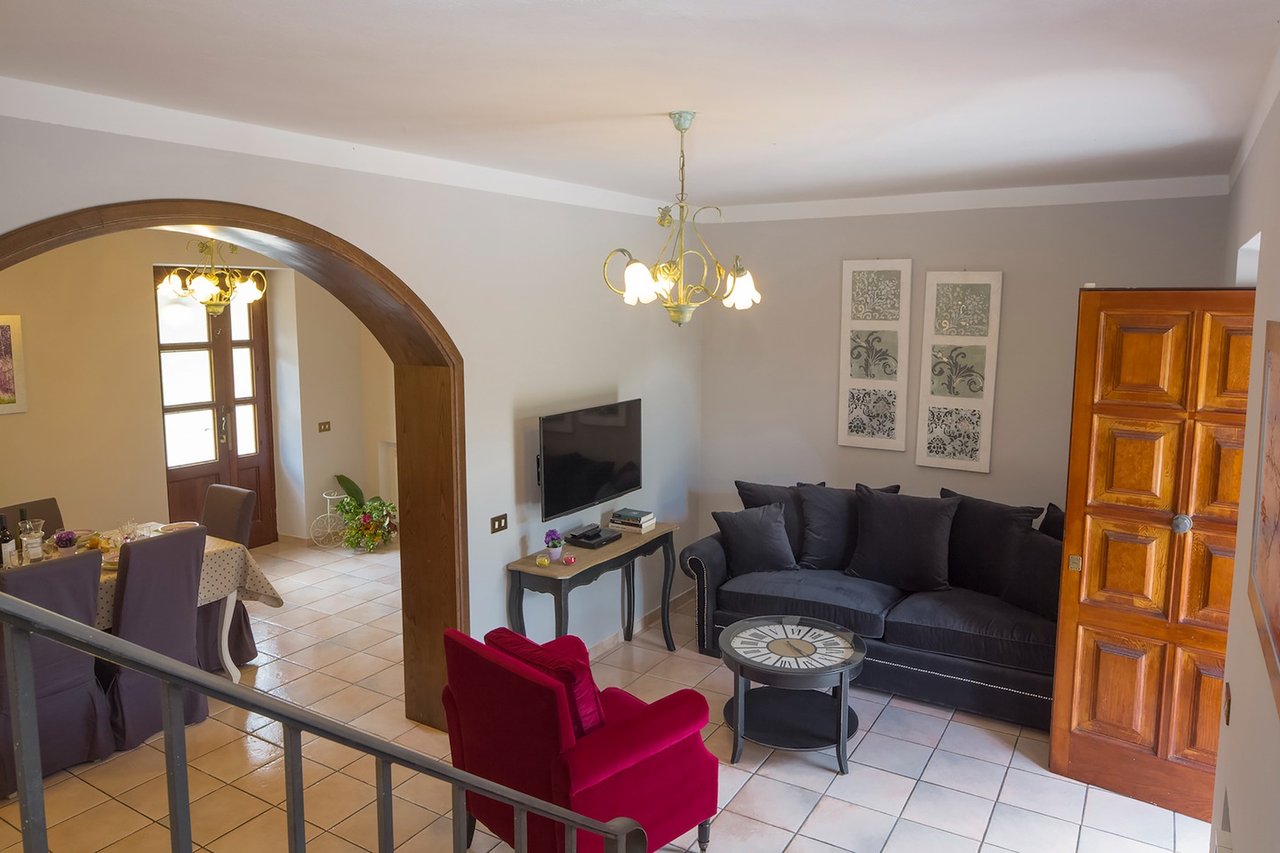 Marvelous Countryside Villa Outside of Lucca