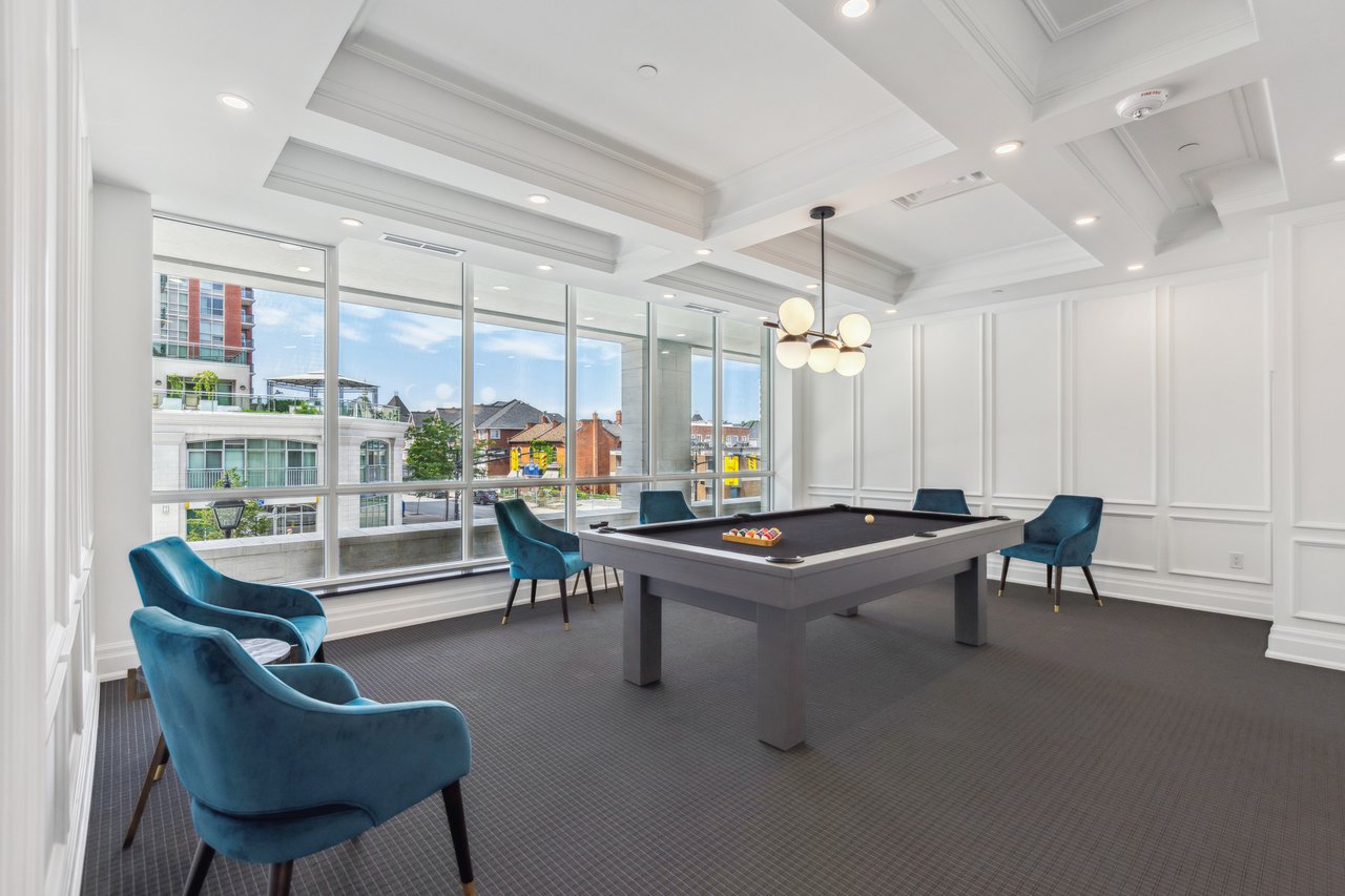 2060 Lakeshore Road 1802