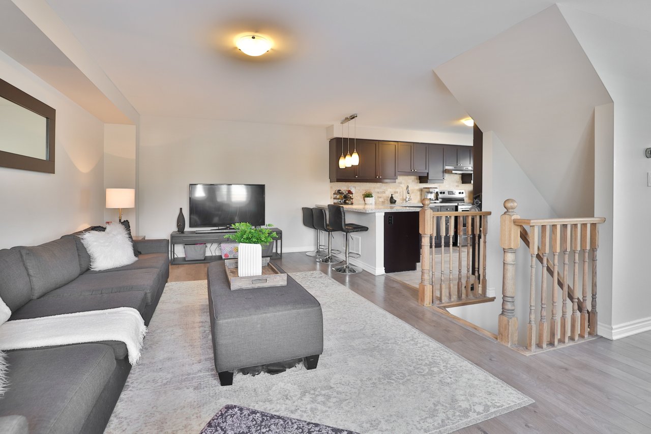 1133 Duignan Crescent, Milton