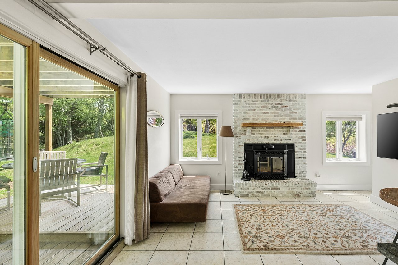 20 South Fenmore Drive
