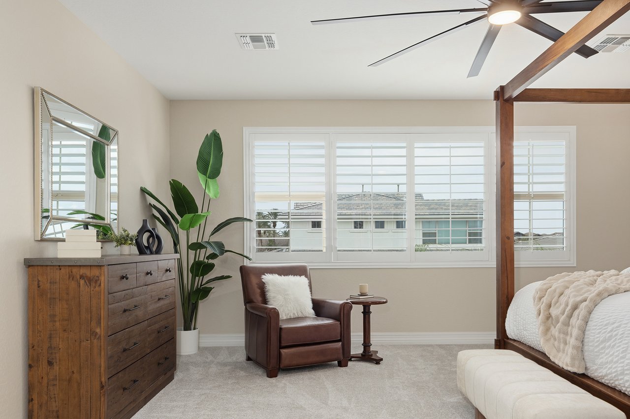 3743 E ARABIAN Drive