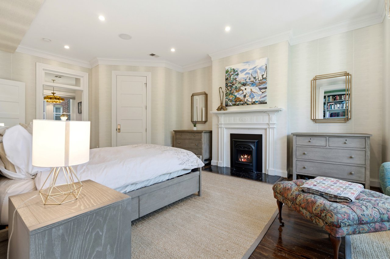 Luxury Dupont Circle Rental Listing