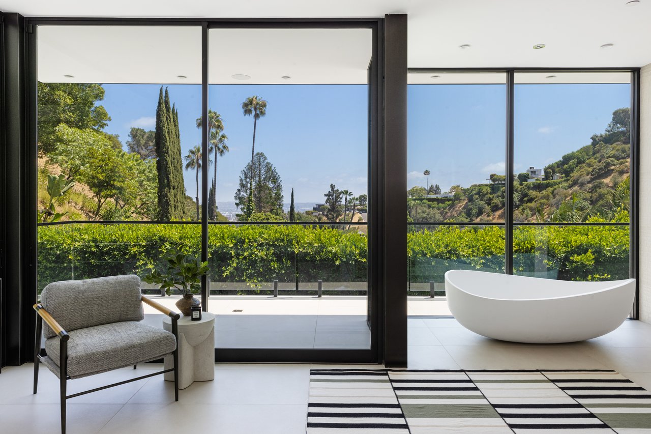 1488 Rising Glen Rd, Sunset Strip