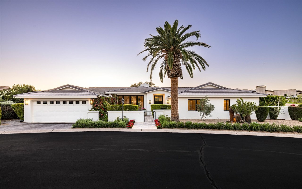 5635 E LINCOLN Drive 33