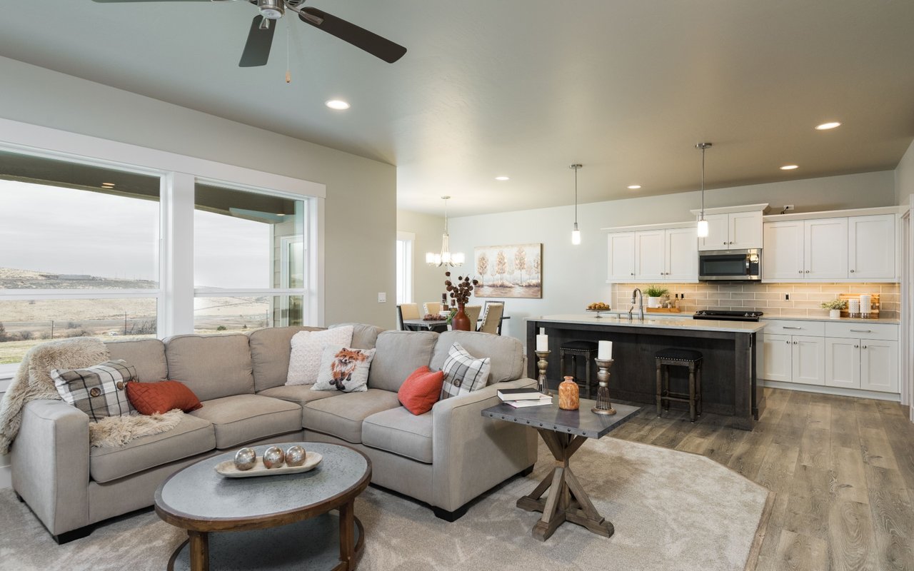 5 Bedroom Kennewick Home By Riverwood Homes