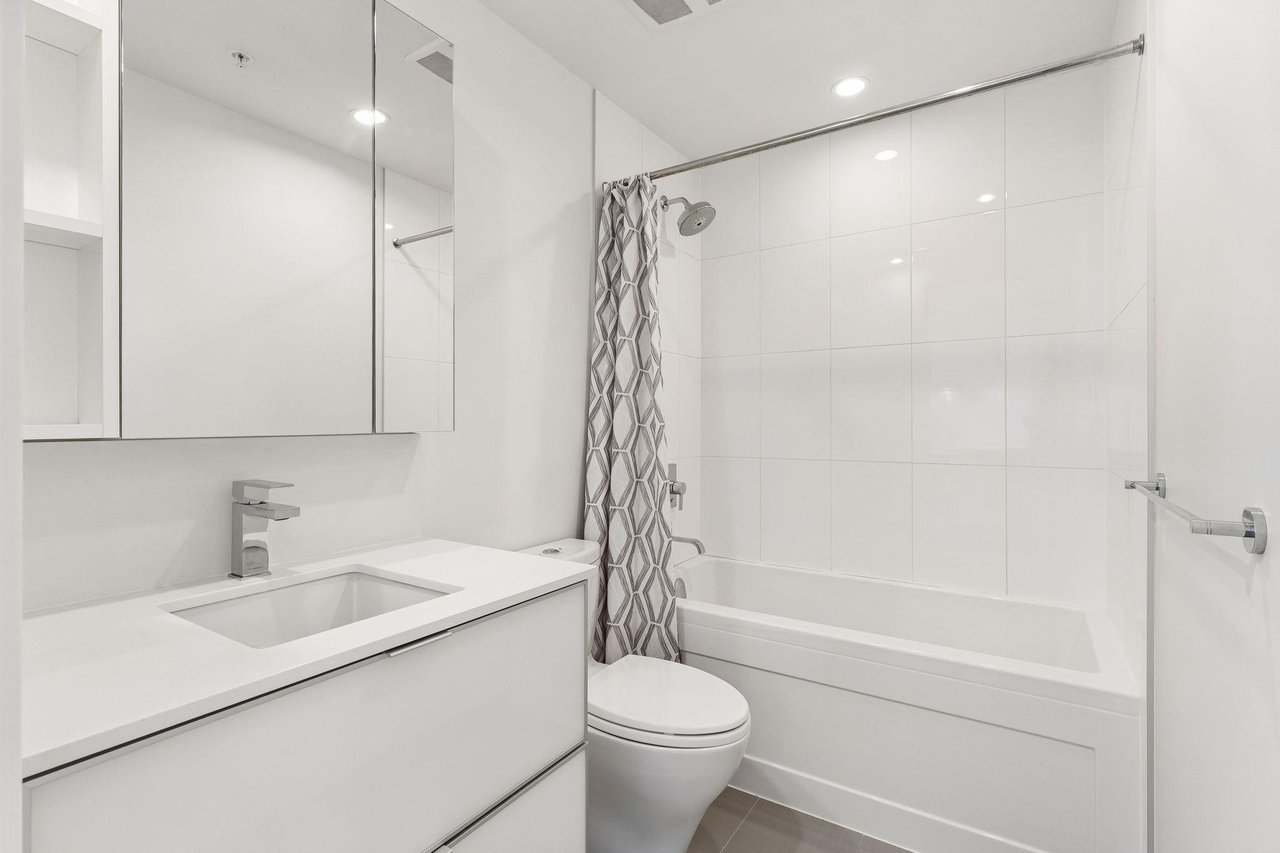 2705-1308 Hornby St Unit: 2705