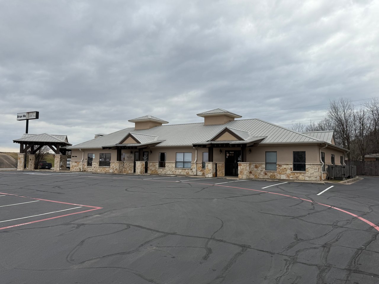 100 Santa Fe Dr, Suite 3