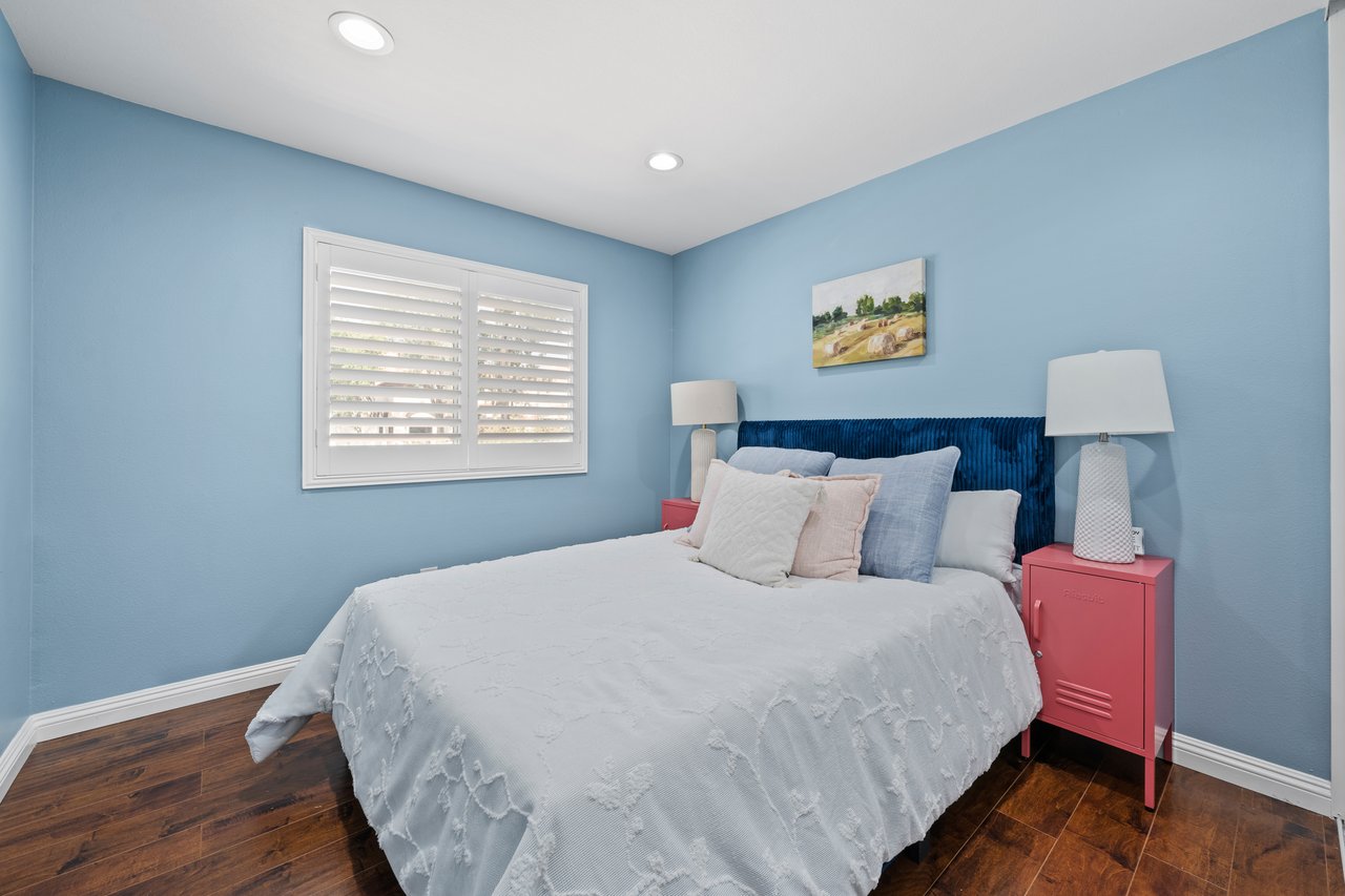 11344 Sunrise Court