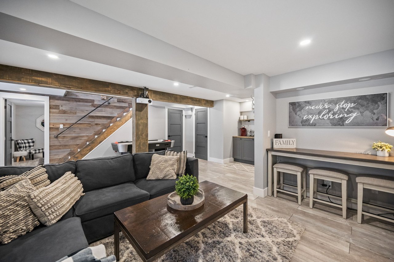 Cash Flow Lakeside Cottage