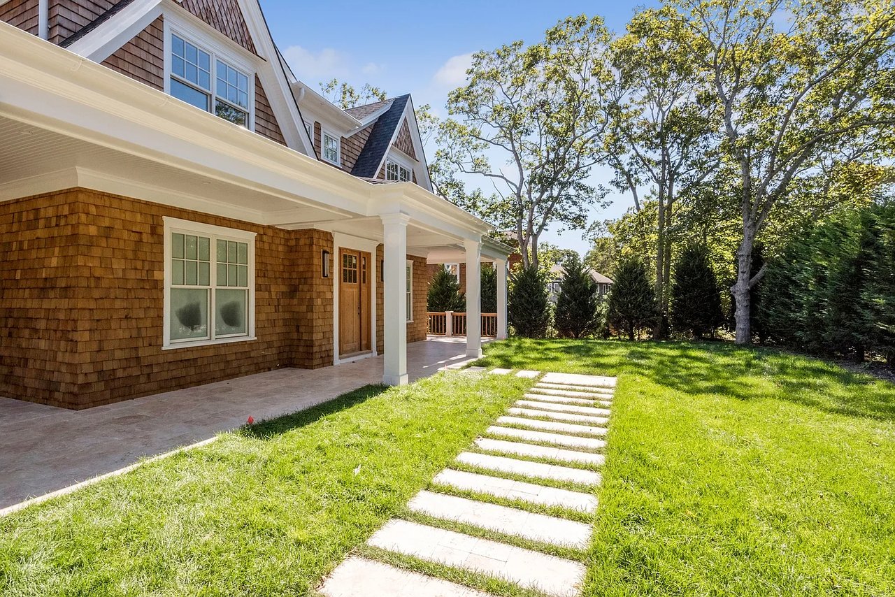 74 Sandy Hollow Rd