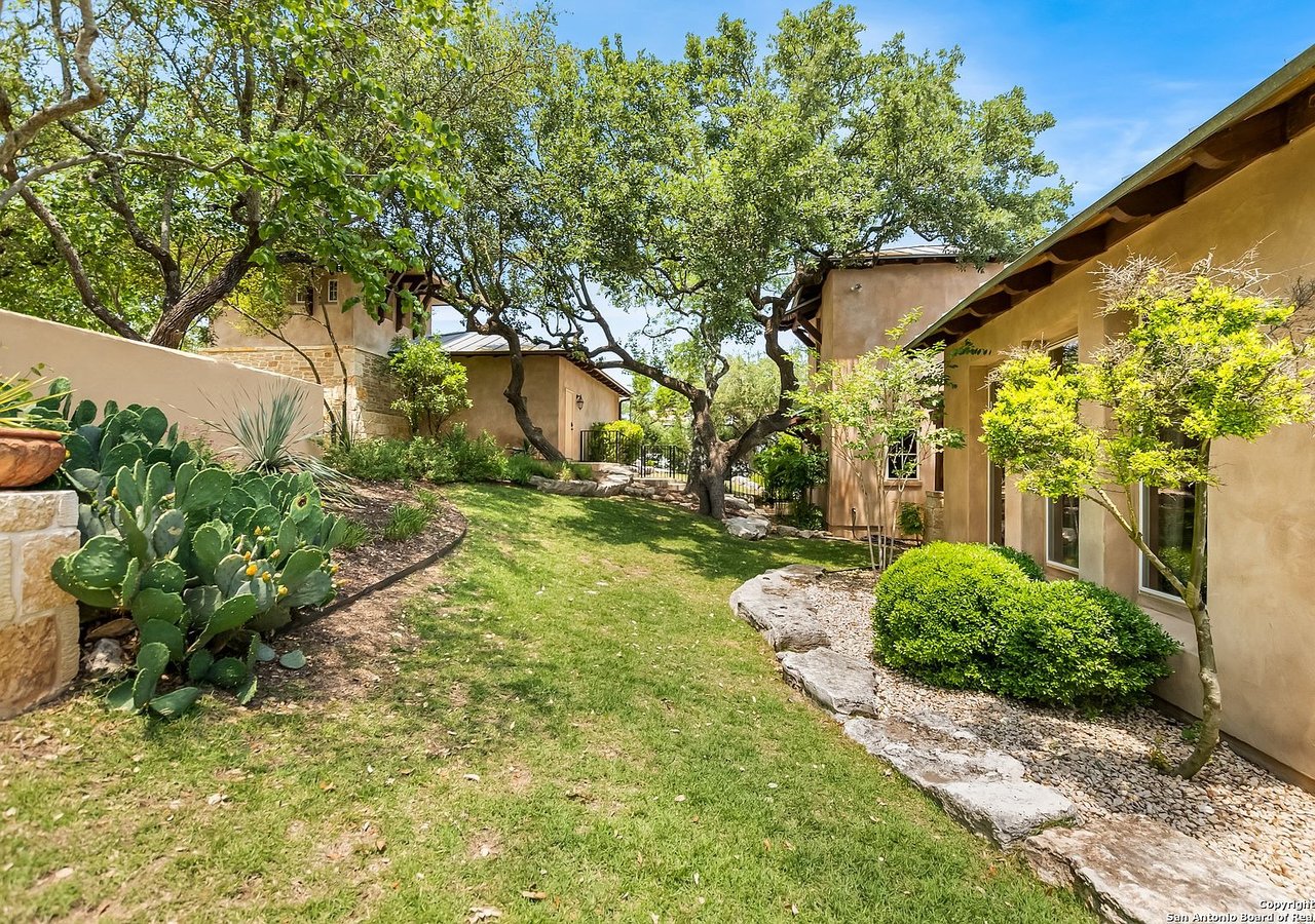 11422 Anaqua Springs