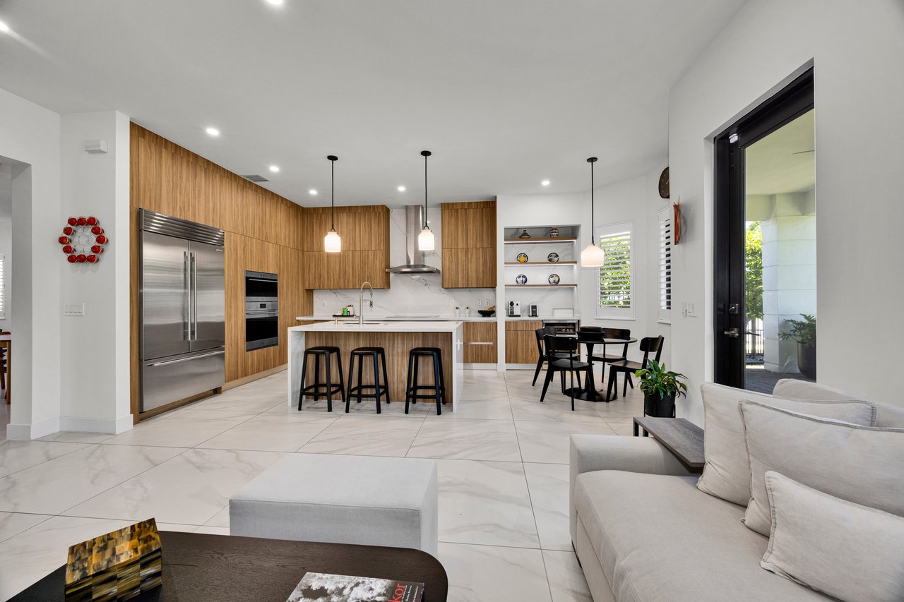 Modern Luxury Living Near Pinecrest