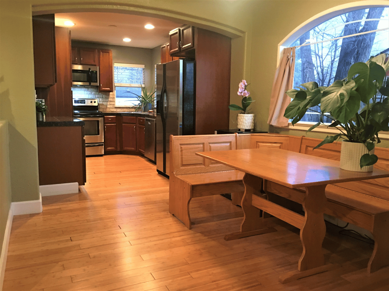 Just Listed: Move In Ready Home in Mar Lee Manor