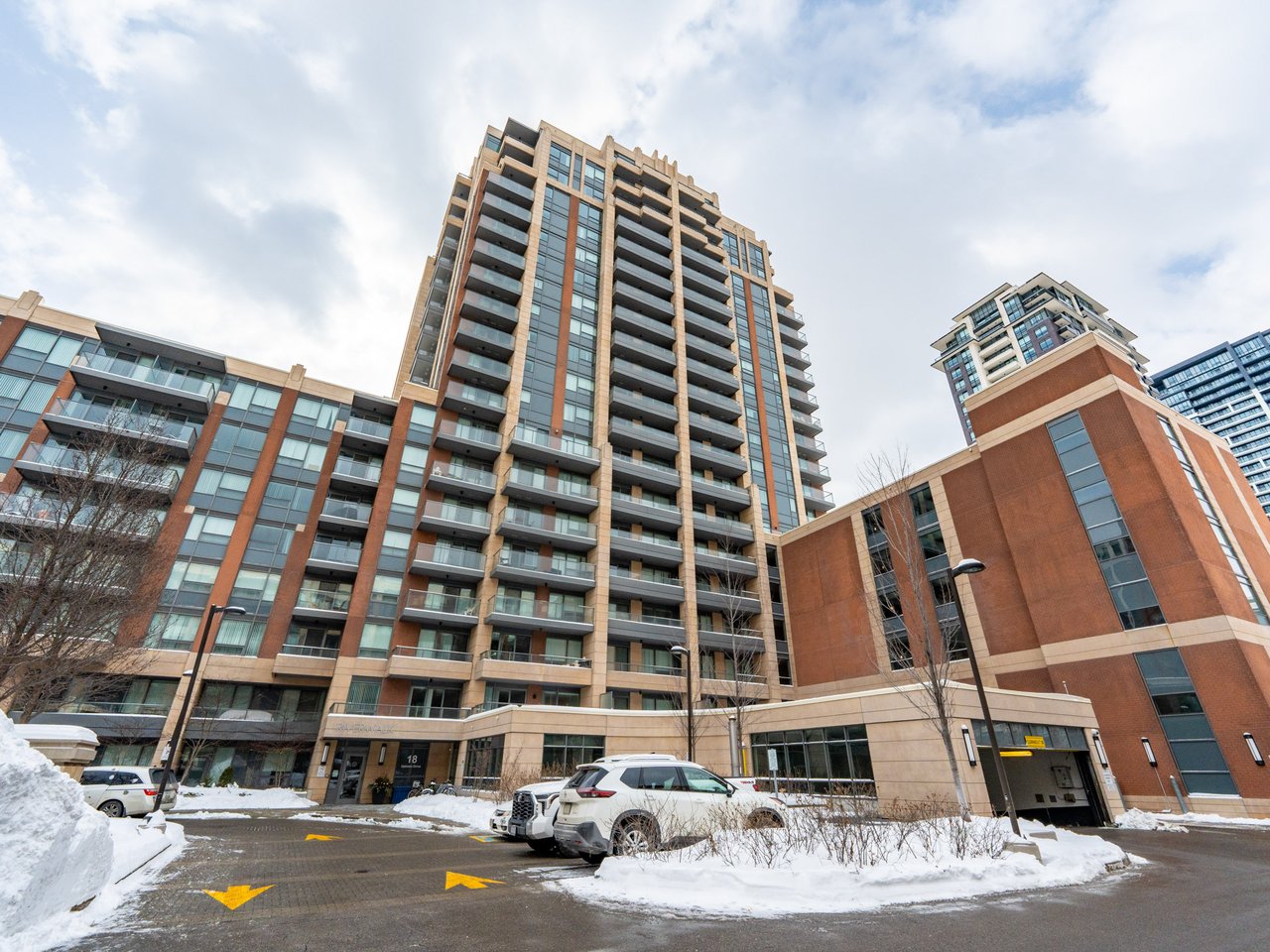 18 Uptown Dr 1910