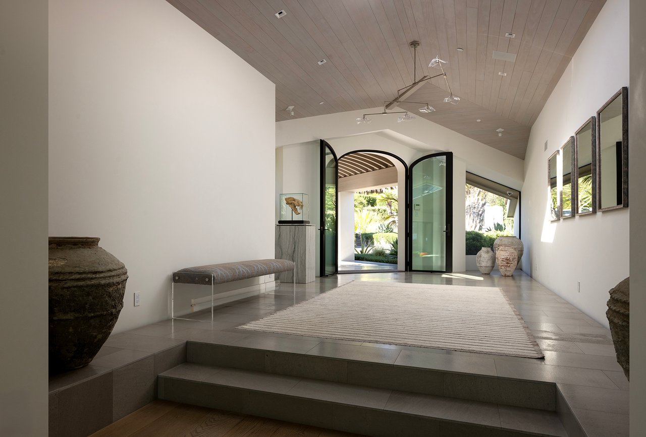 4145 Creciente Drive