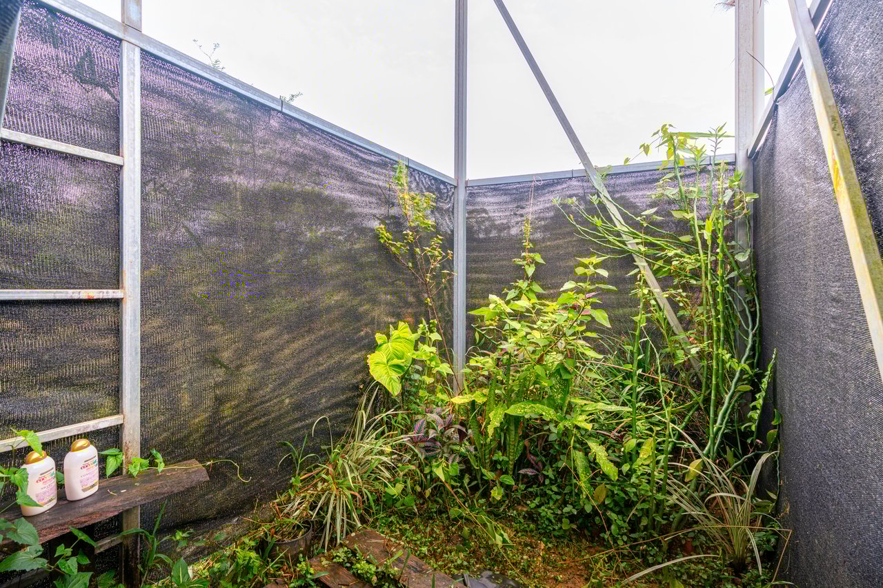 Off Grid Cabin - San Vito with Amazing Mountain Views