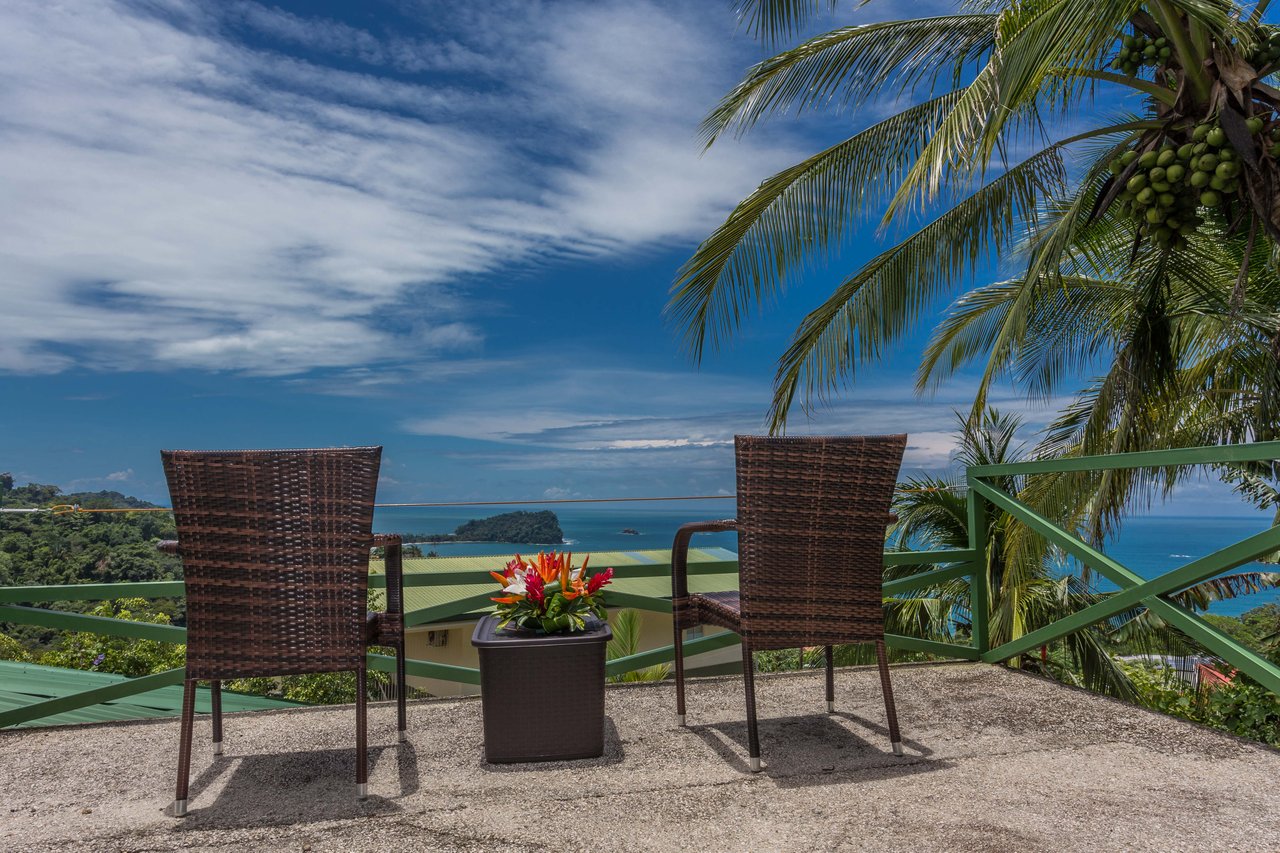 4 Bedroom Ocean View Home in Manuel Antonio, Villa Natura