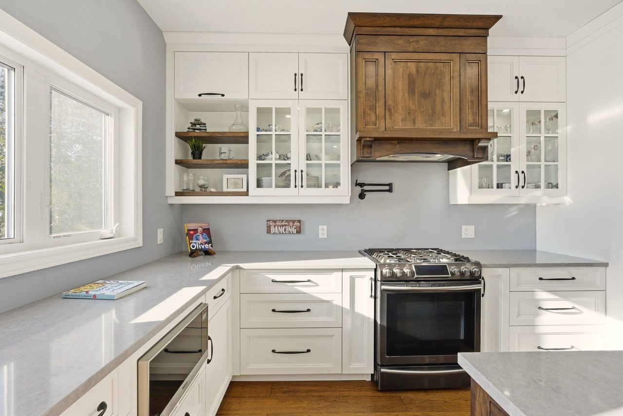 126 CHAPMAN Drive SE