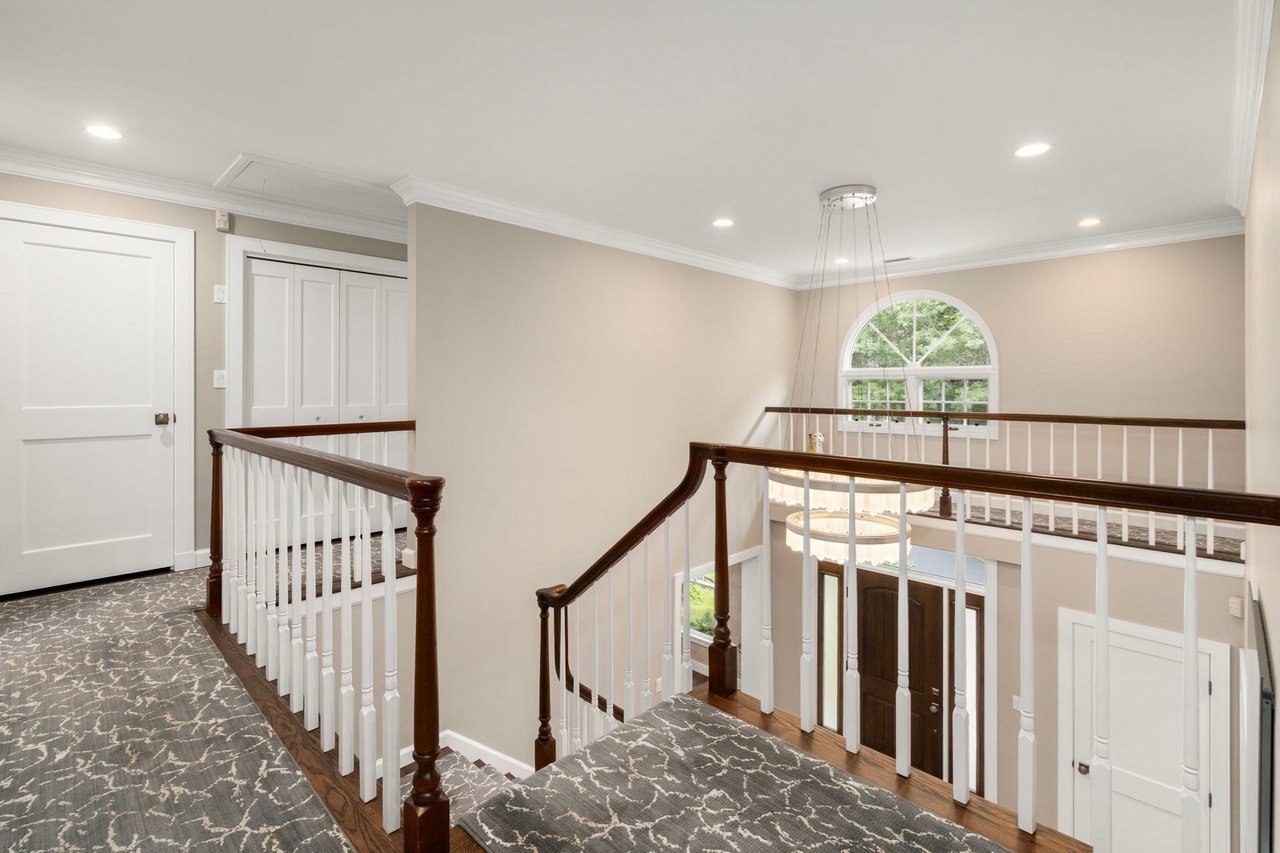 35 Puddingstone Lane