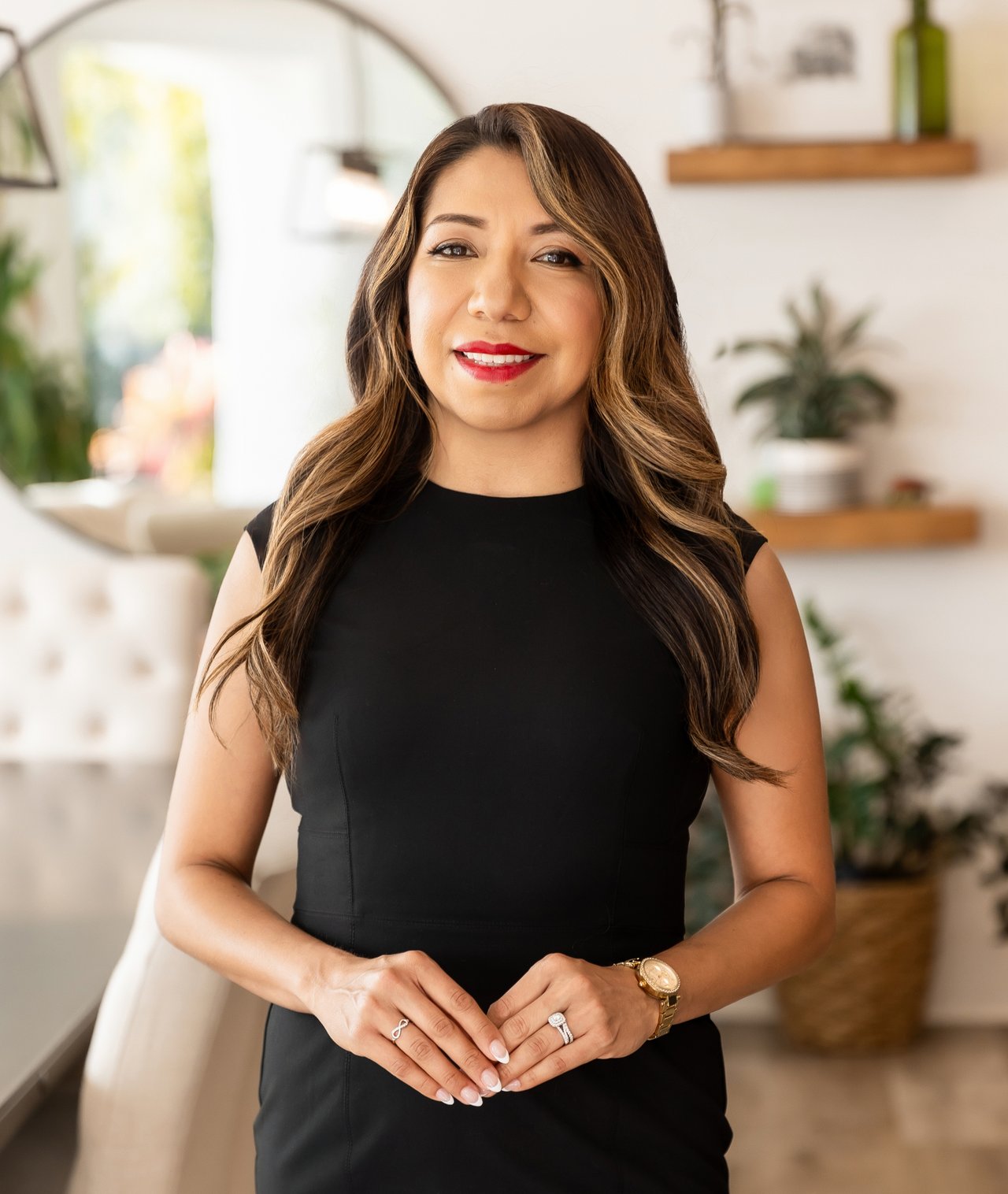 Laura Vargas Carlsbad, CA Real Estate Agent Headshot