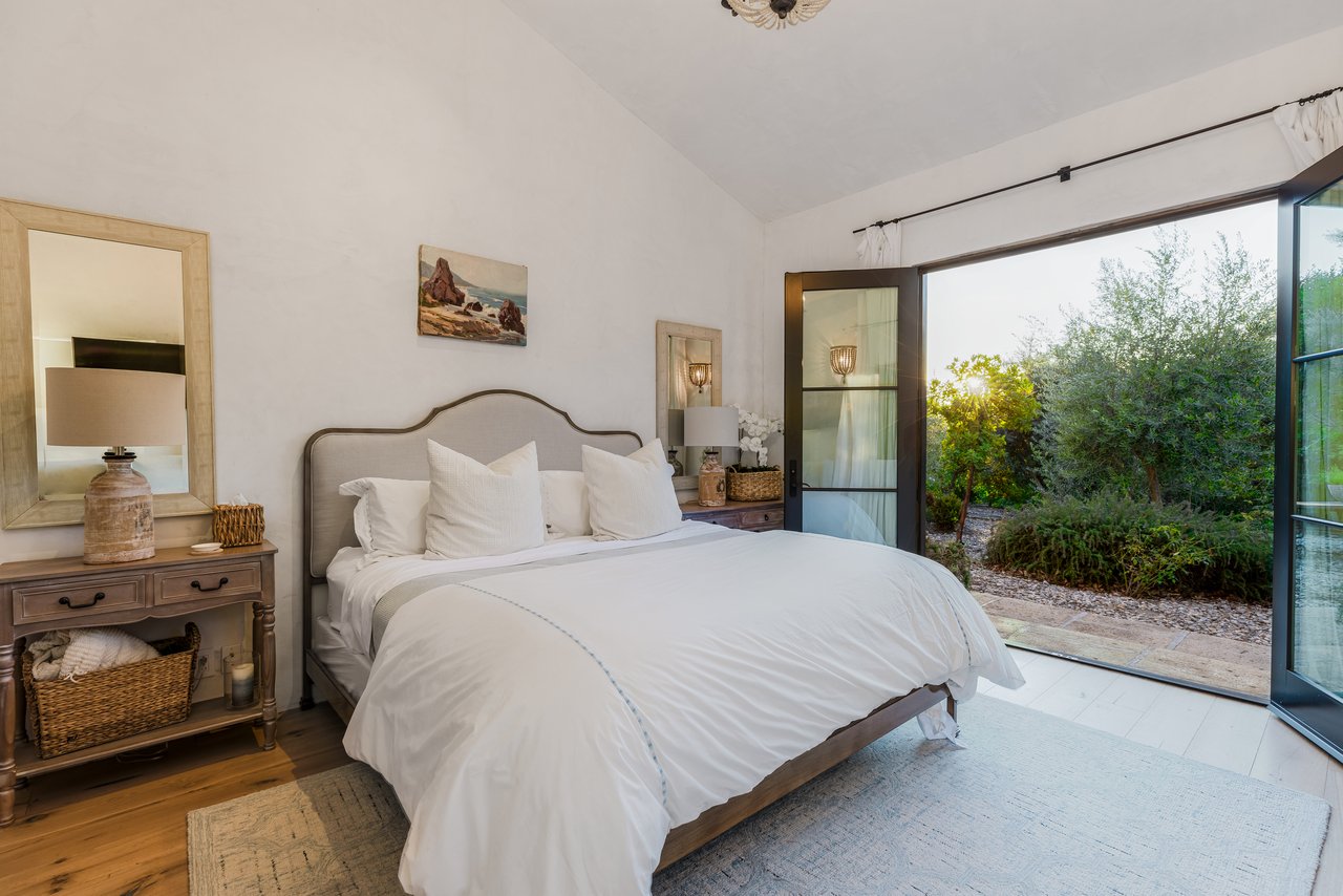 6201 Old Balcom Canyon Rd