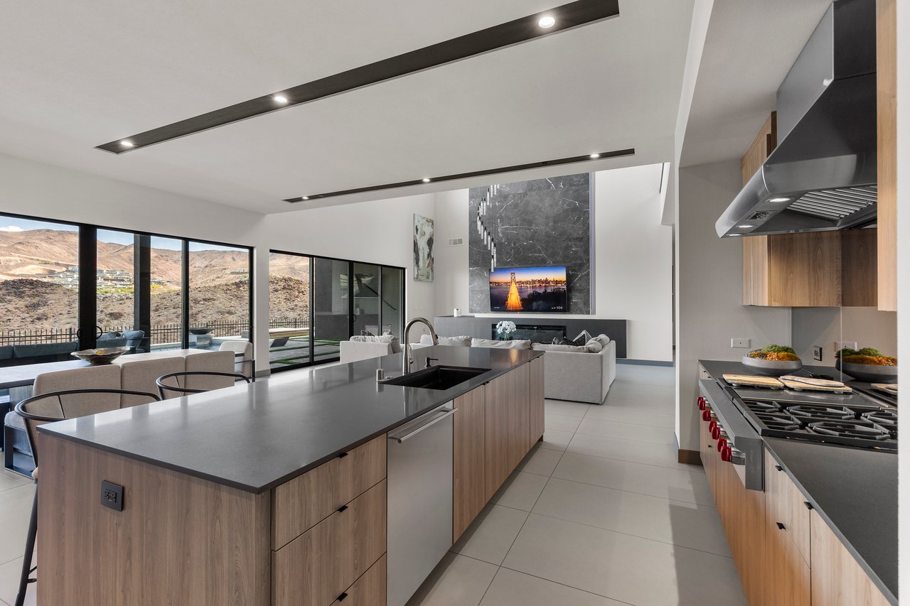 1463 Solitude Ridge Dr