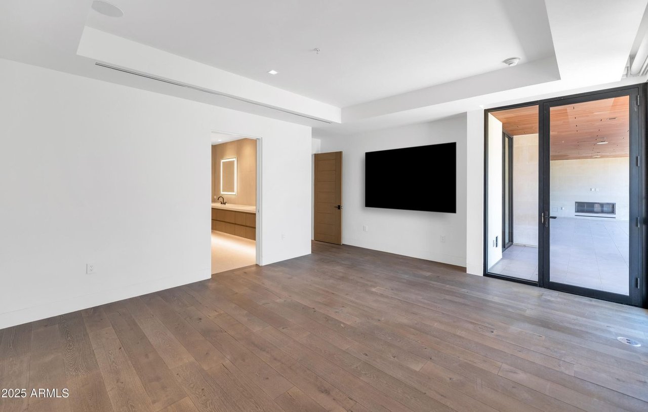 6587 N Palmeraie Blvd, #1051
