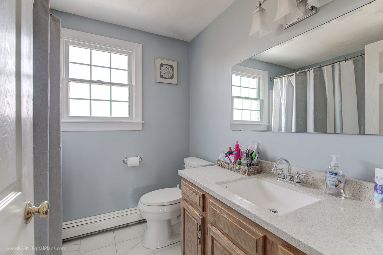 41 Chelsea Drive, Portsmouth RI, 02871