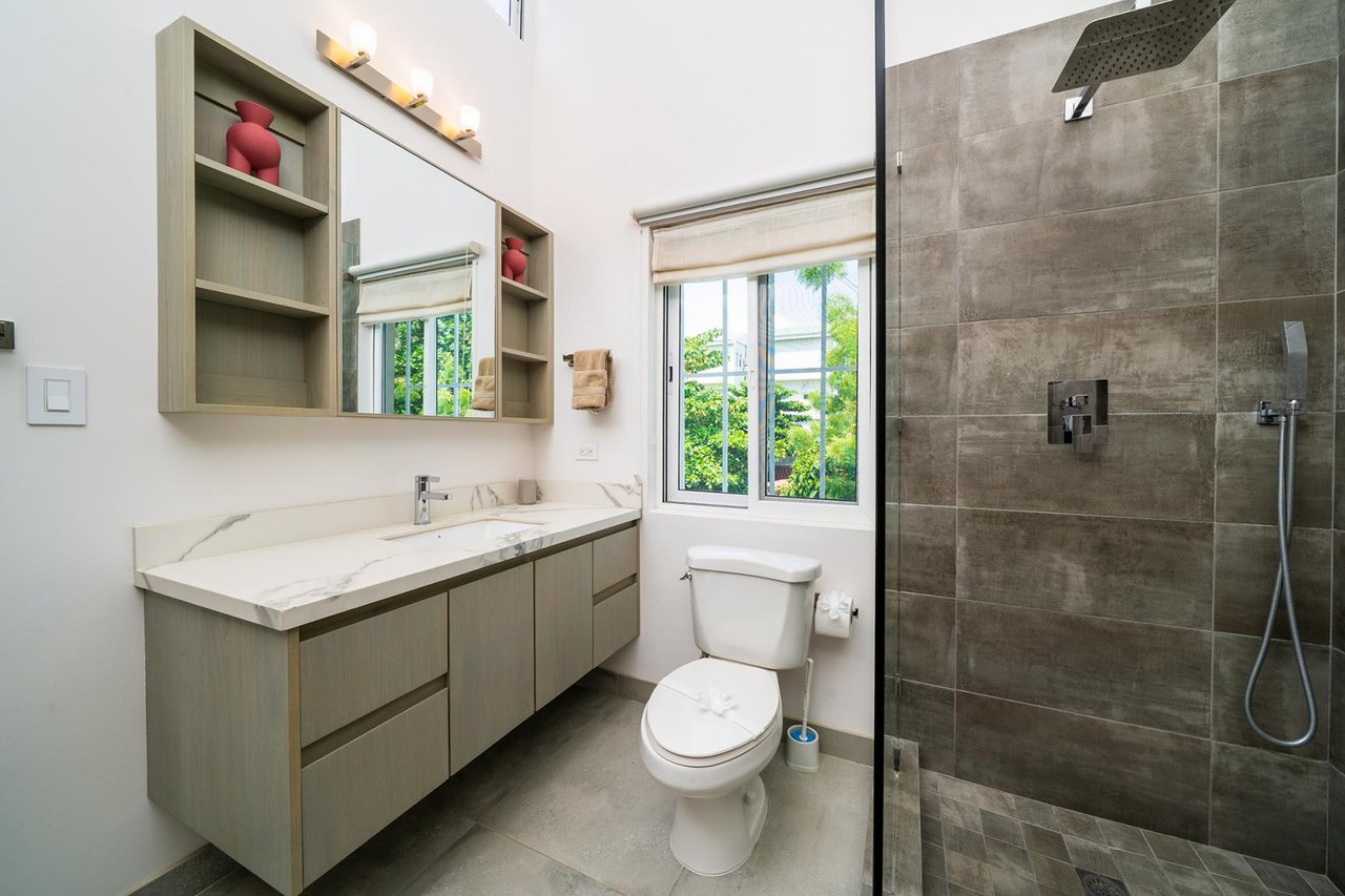 Villa Verde I #14 | Renovated 3-Bedroom Luxury Condo in the Heart of Tamarindo