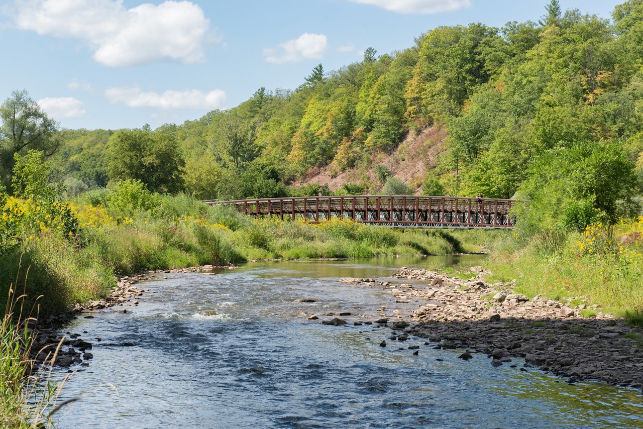 Sixteen Hollow image 1