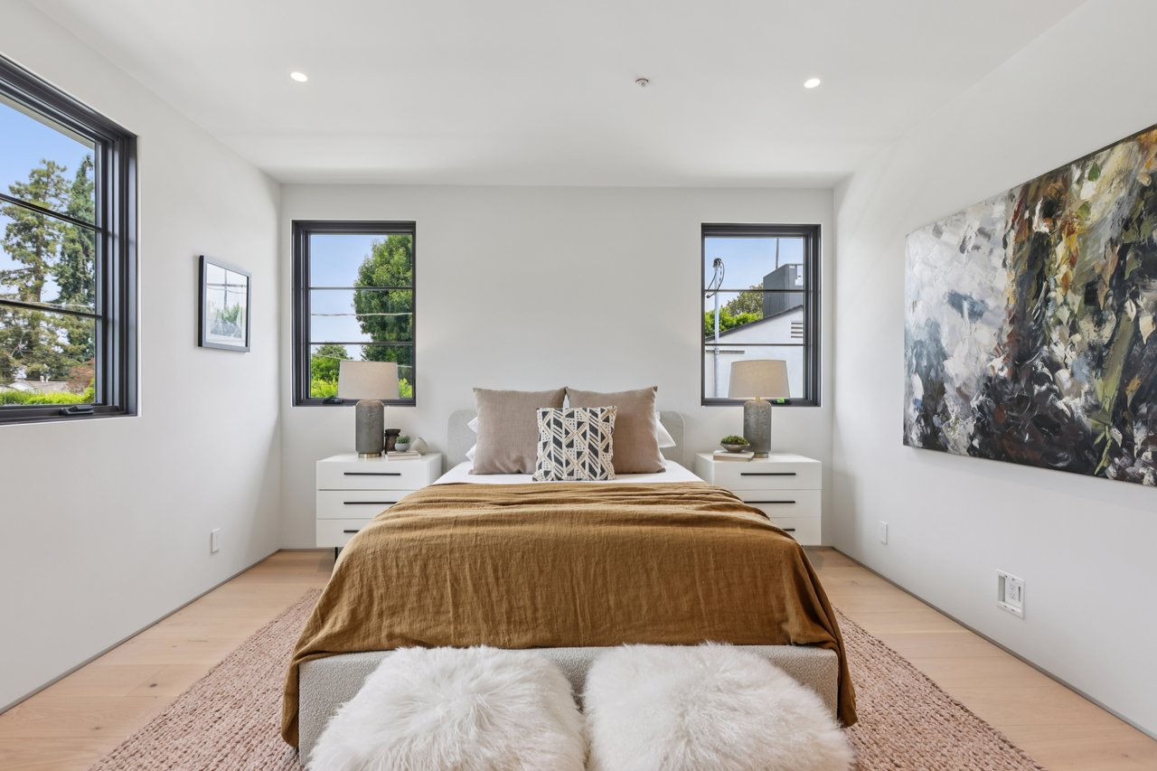 4113 Woodman Ave, Sherman Oaks