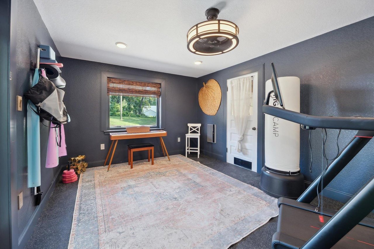 240 AQUAMARINE DRIVE