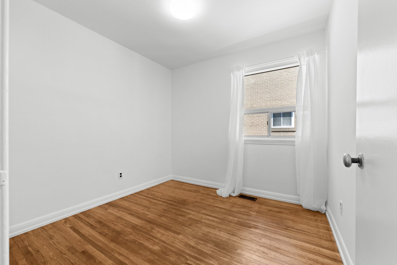 41 Clapperton Ave
