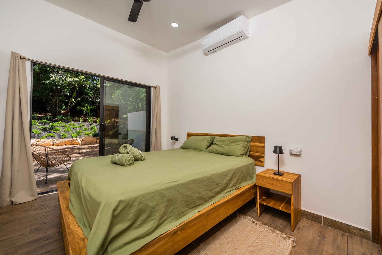 V-Caro Ju | Furnished Villa with Pool, Guest Cottage, and 4,603 m² Expansion Lot Just 15 Minutes from Tamarindo