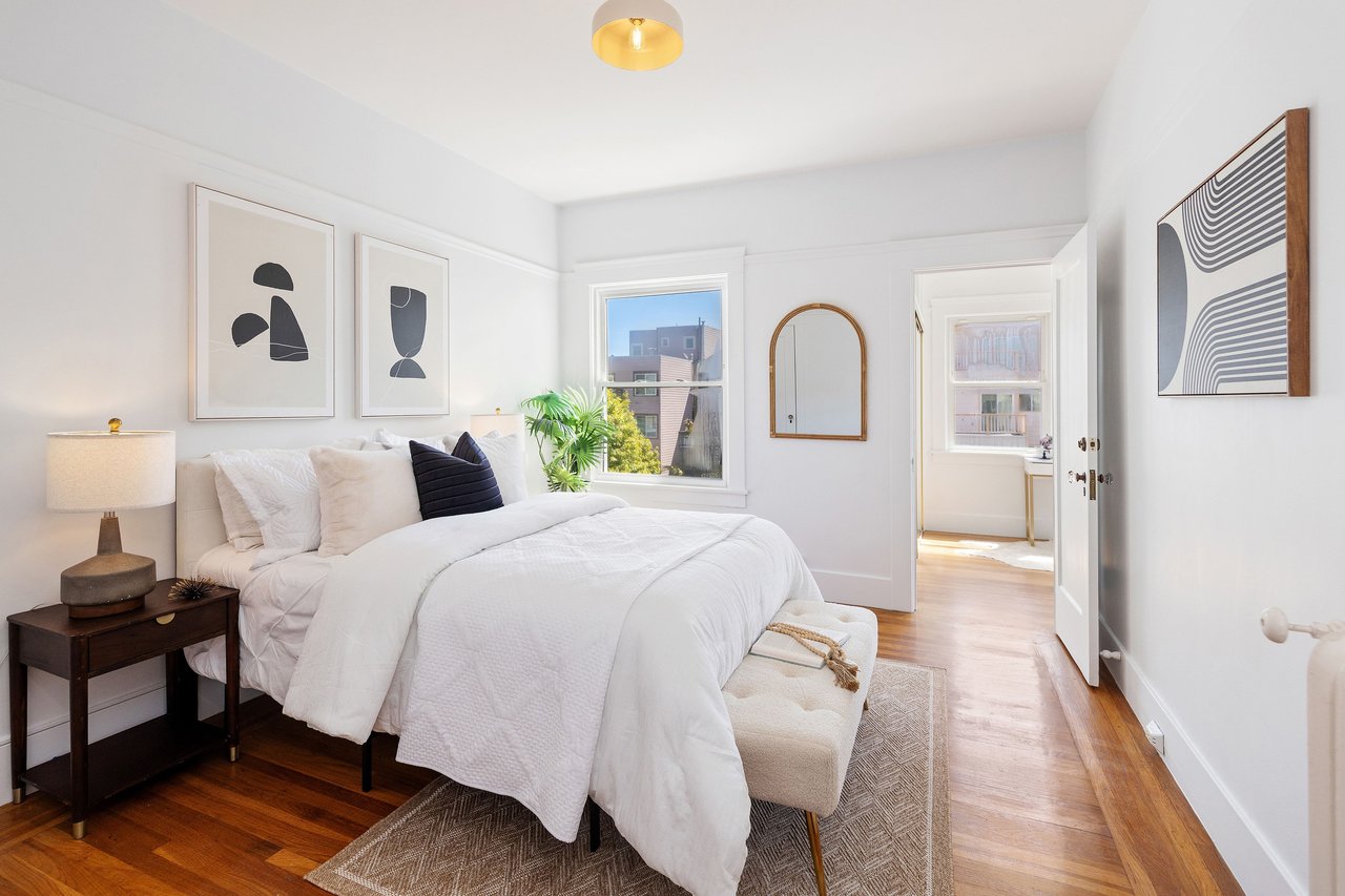 Richmond Duplex with Income Potential