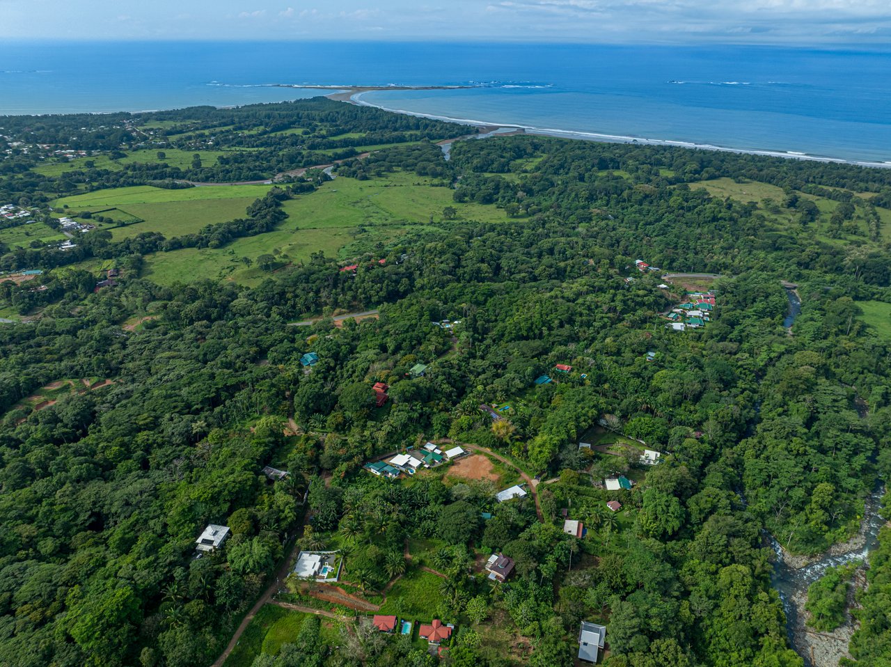 CASA PALMA VERDE – 3 Bedroom & 3 Bathroom Home with Bathtub, Big Pool and Extra Building Site – 0.72 Acres