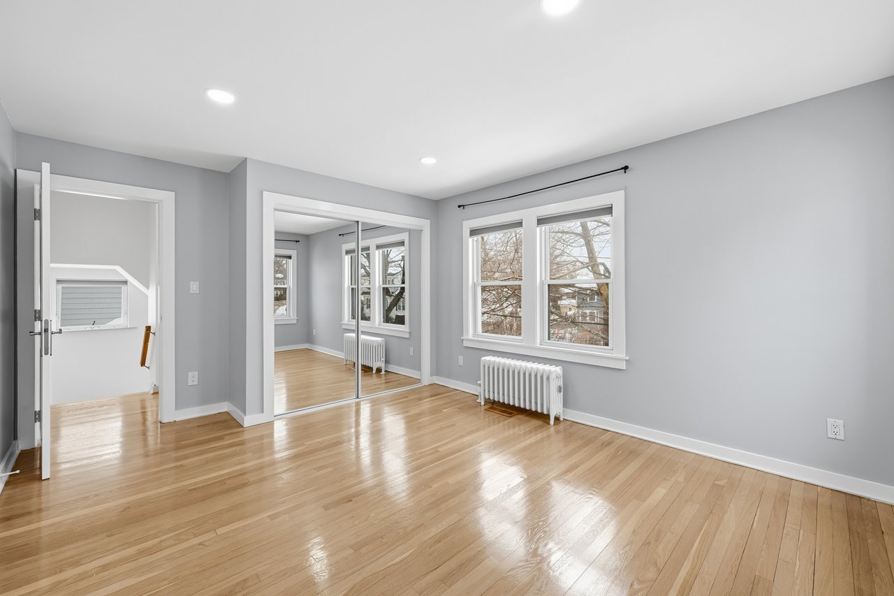 30 Lodge Rd, Belmont