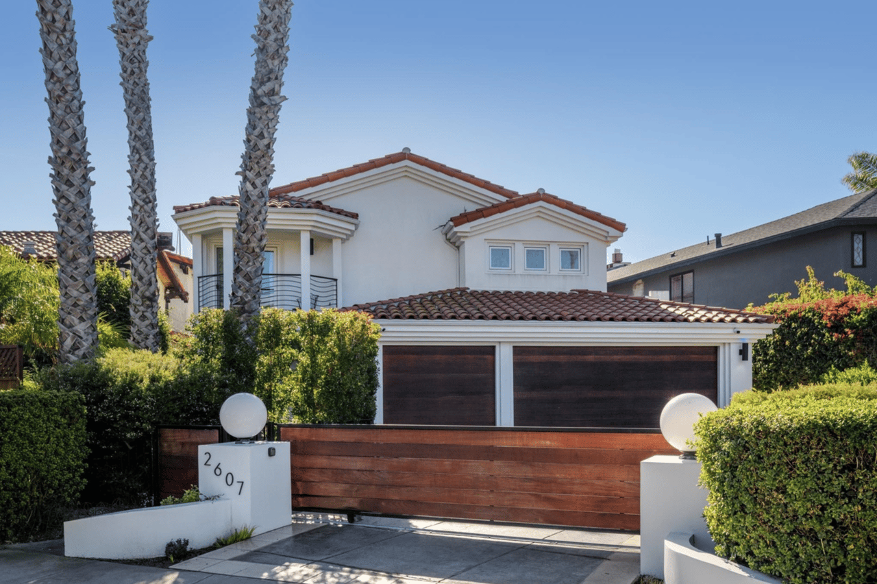 2607 Seahorse Avenue