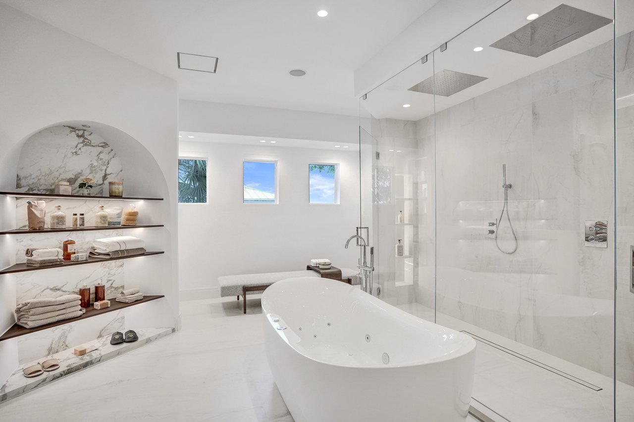 30  S Compass Dr