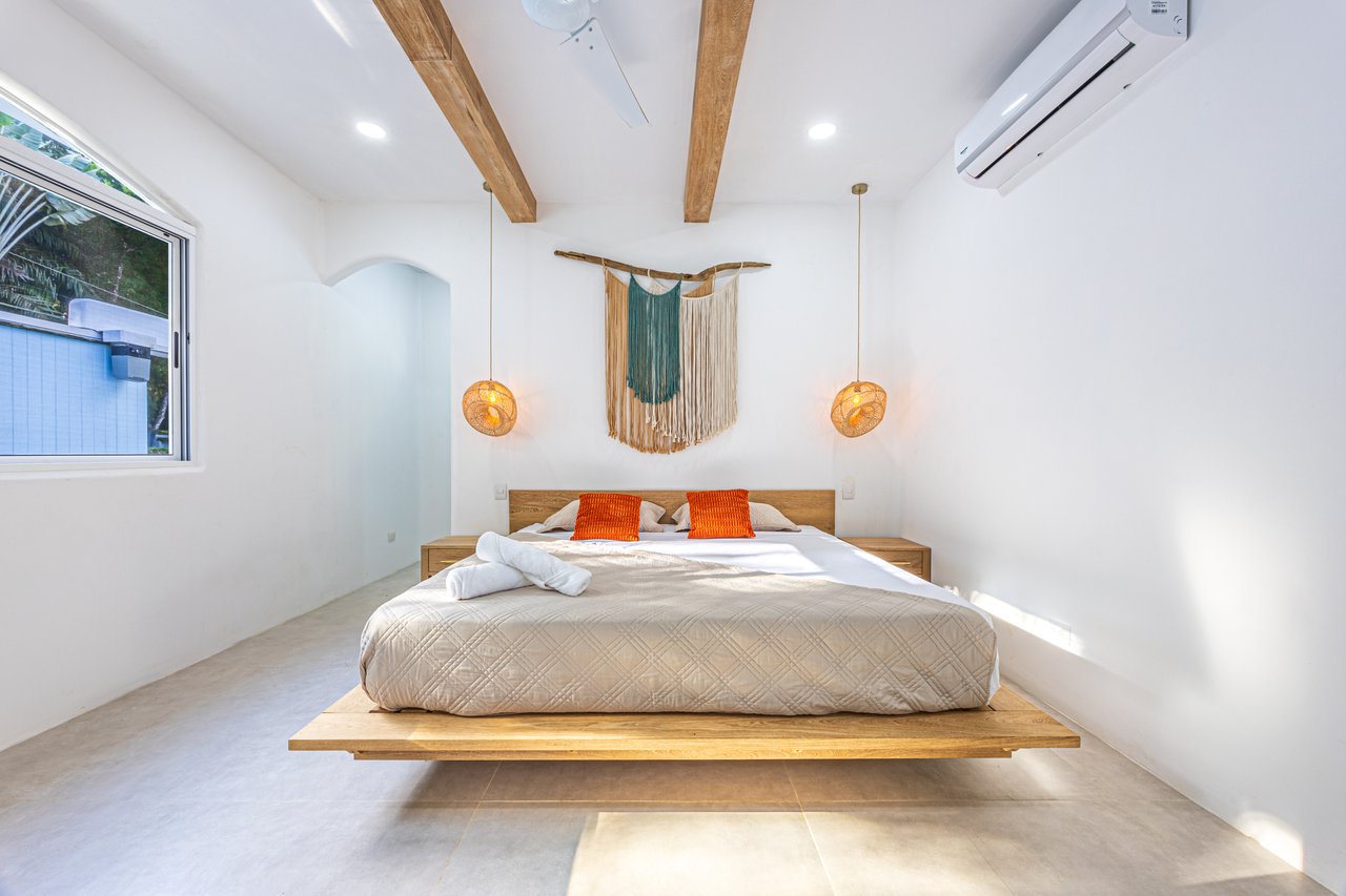 Villa Pacífica – Elegancia, Privacidad y Confort en Uvita  