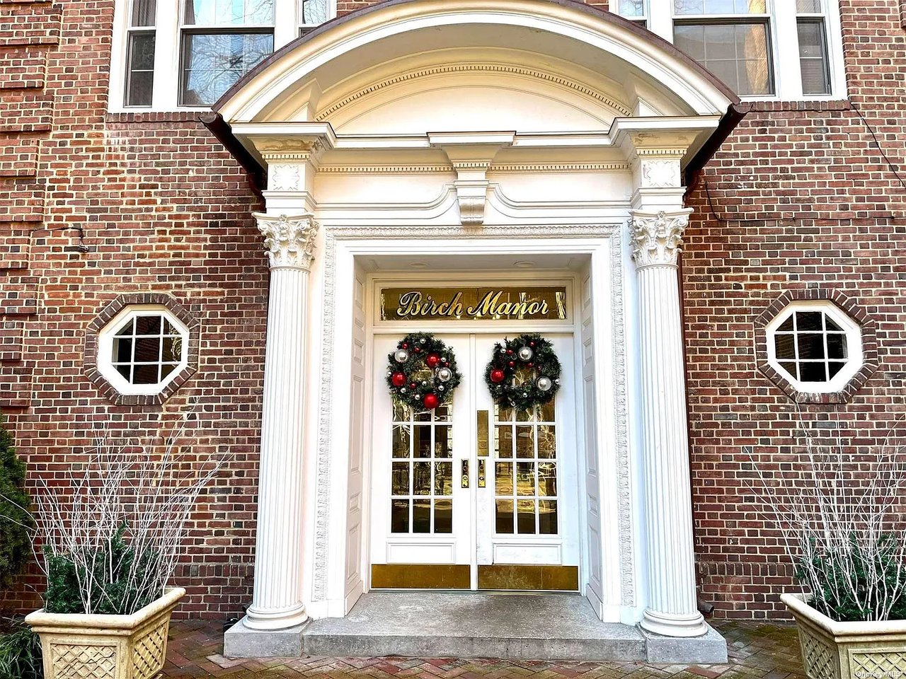 117-01 Park Ln S #B1E