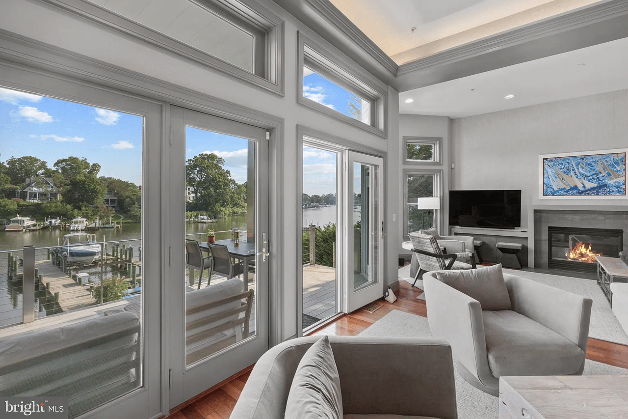 145 Spa Dr