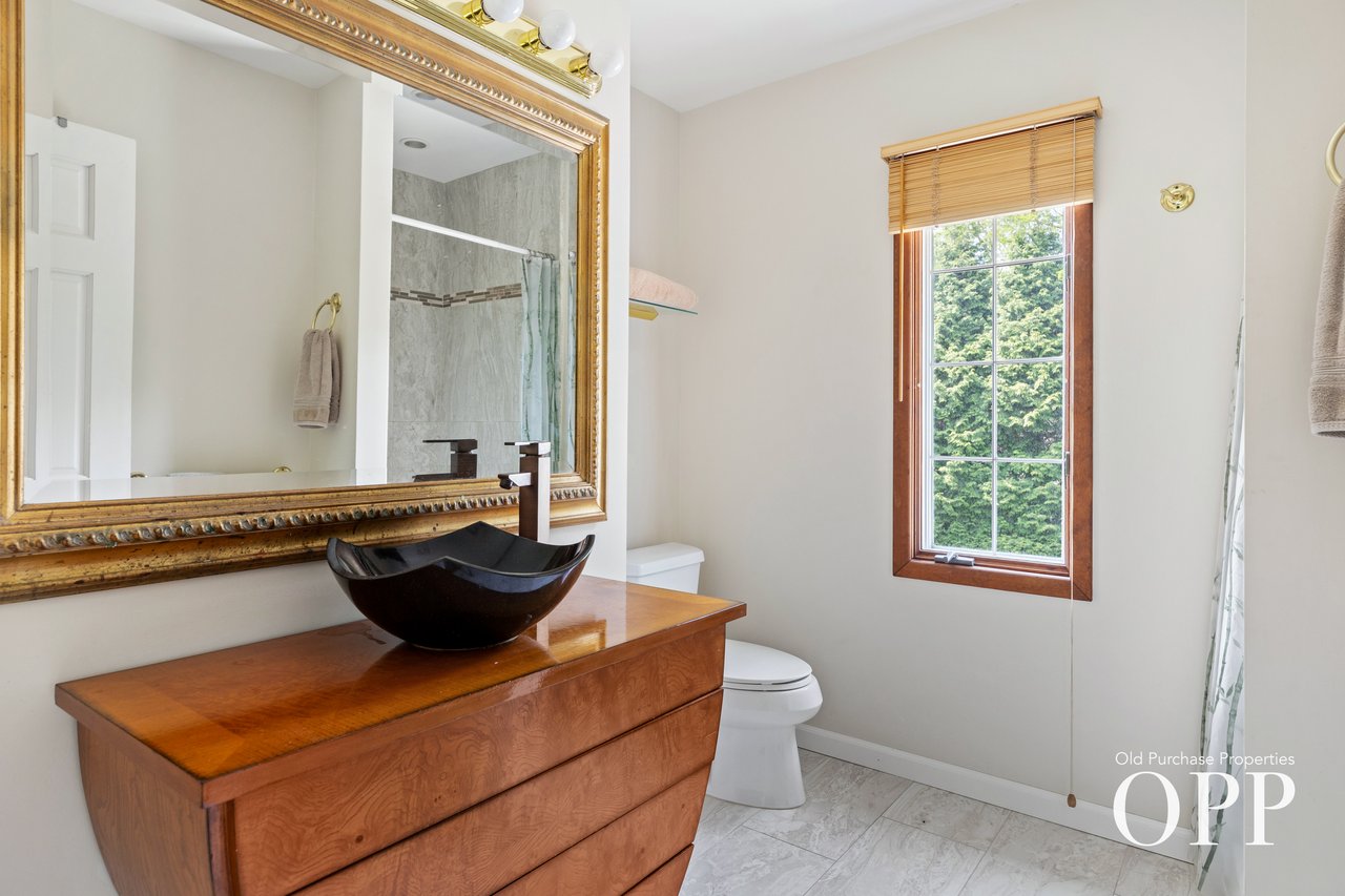 2/3 Acre Gem in the Hamlet