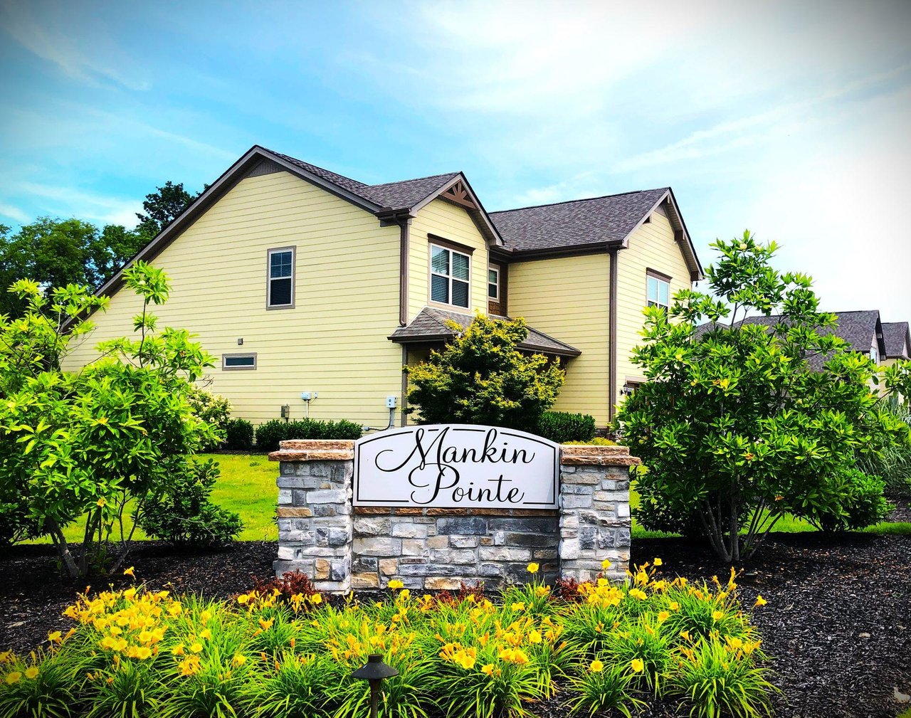 Mankin Pointe |  Homes for Sale | Jessica Simpson Realtor Compass