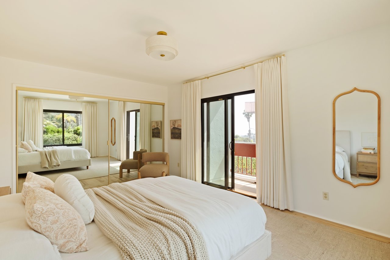 2341 N Hobart Blvd, los feliz