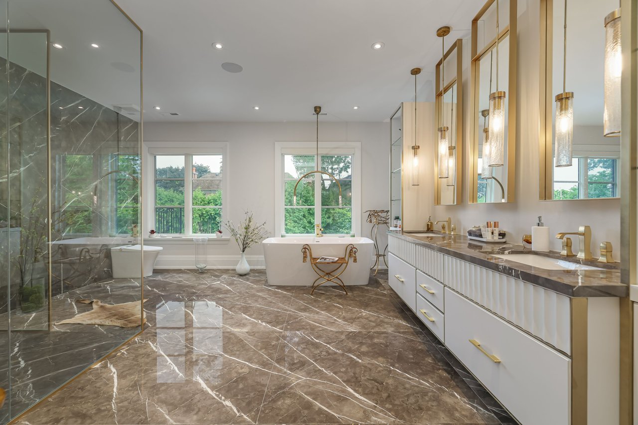 Exquisite Luxury Finishes