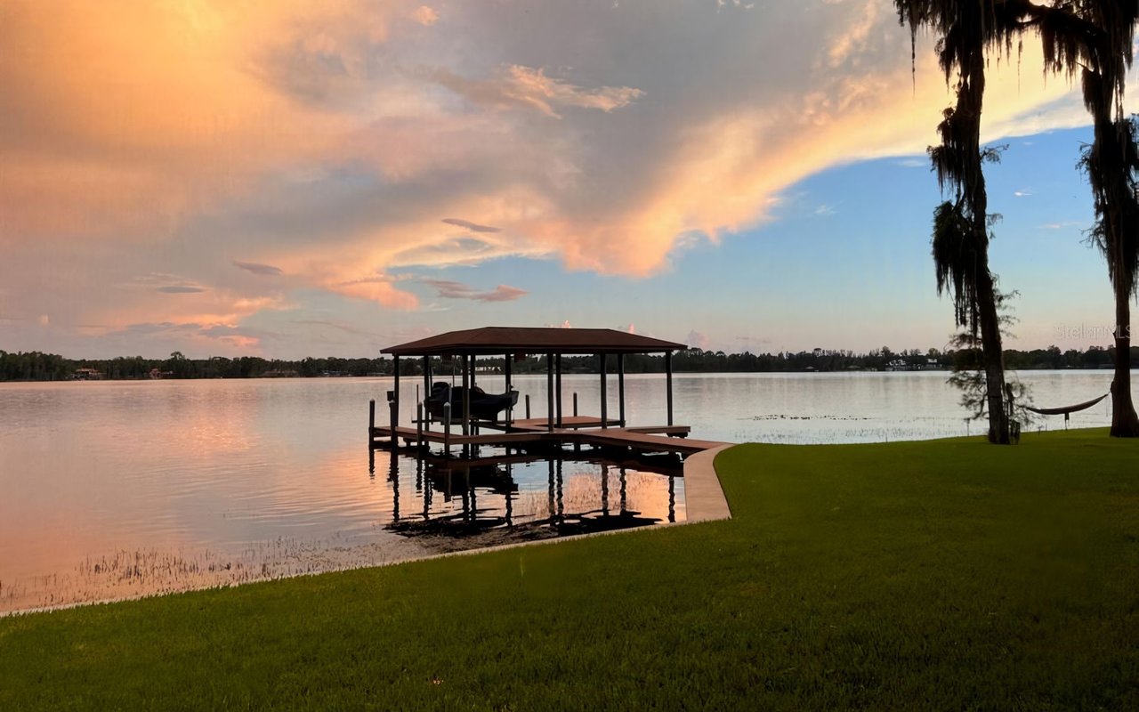 Pricing Strategies for Lakefront Properties in Odessa, FL