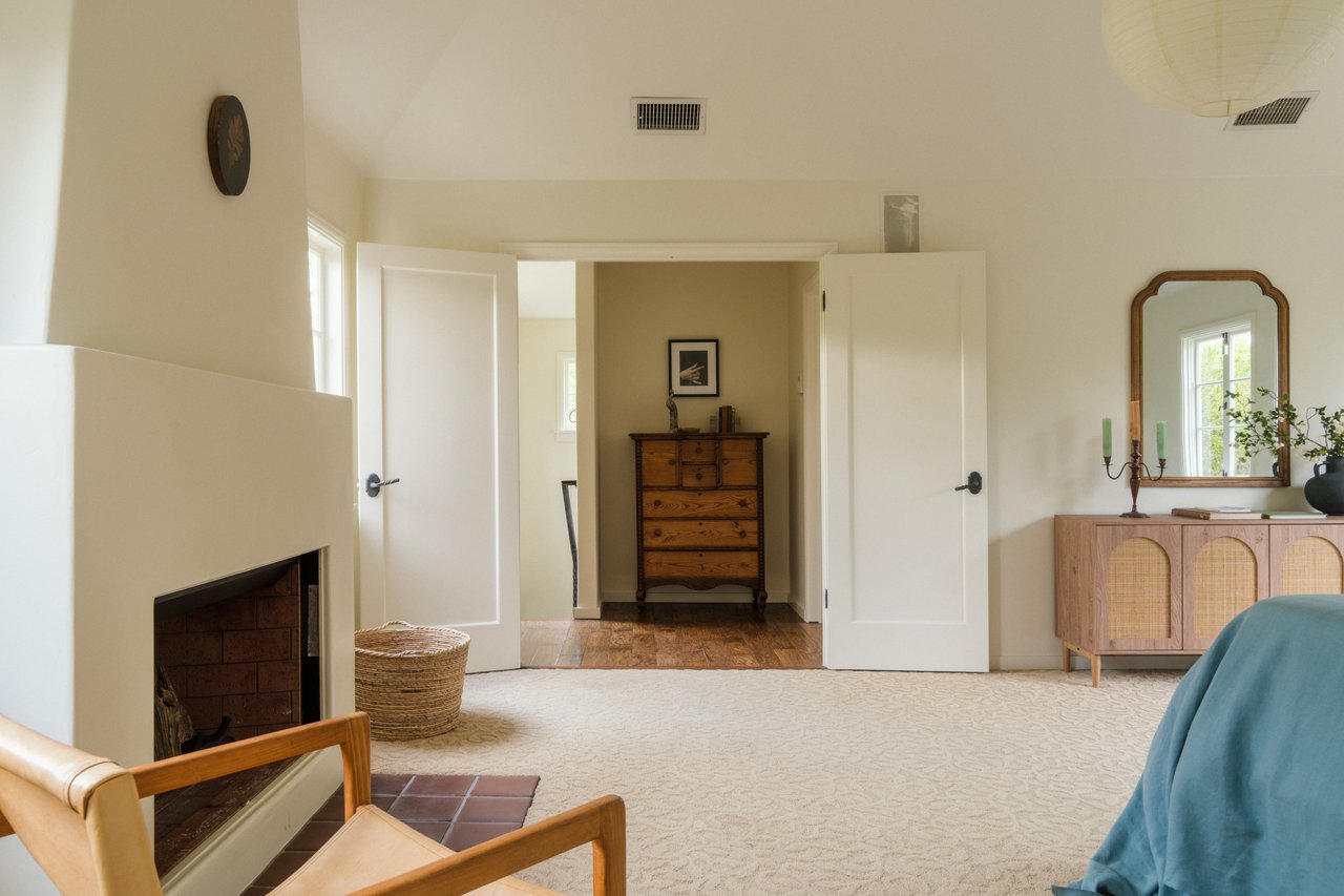 1990 Rose Villa St in Pasadena