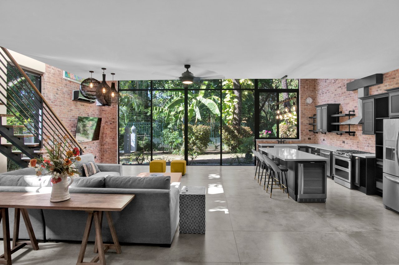 Casa Shangri-La: Modern Loft-Style Luxury in Playa Potrero!